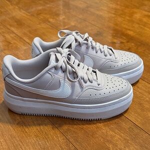 Nike Low Platform Sneakers - Light pink with White Swoosh